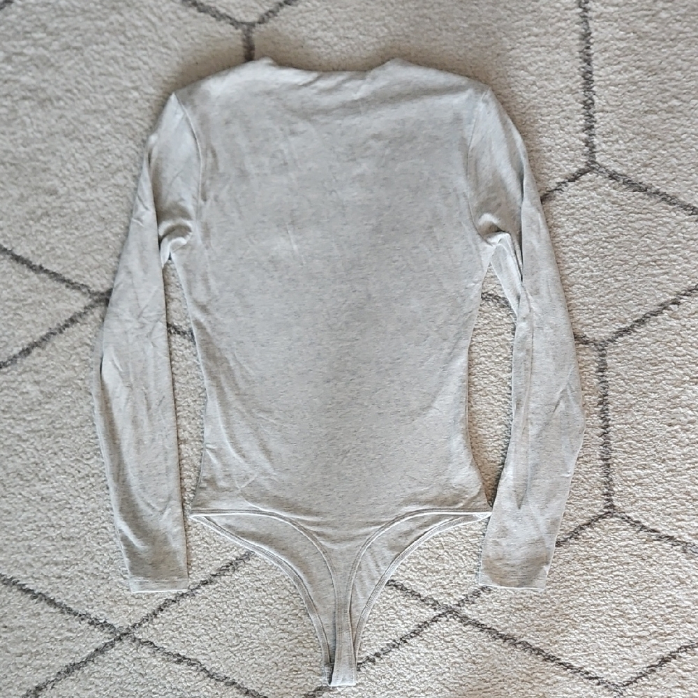 Abercrombie S Cotton Double Lined Gray Long Sleeve Bodysuit - Picture 3 of 3